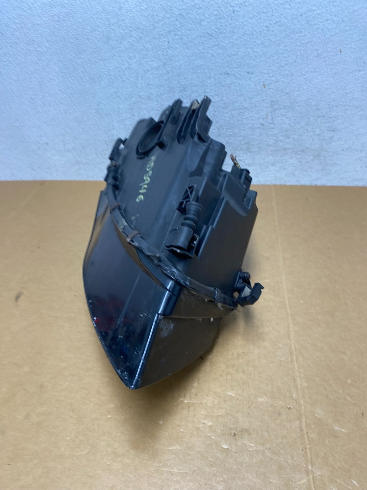 Halogen 2009 to 2012 Audi A4 Left Driver LH Side Headlight AD8946 DW7