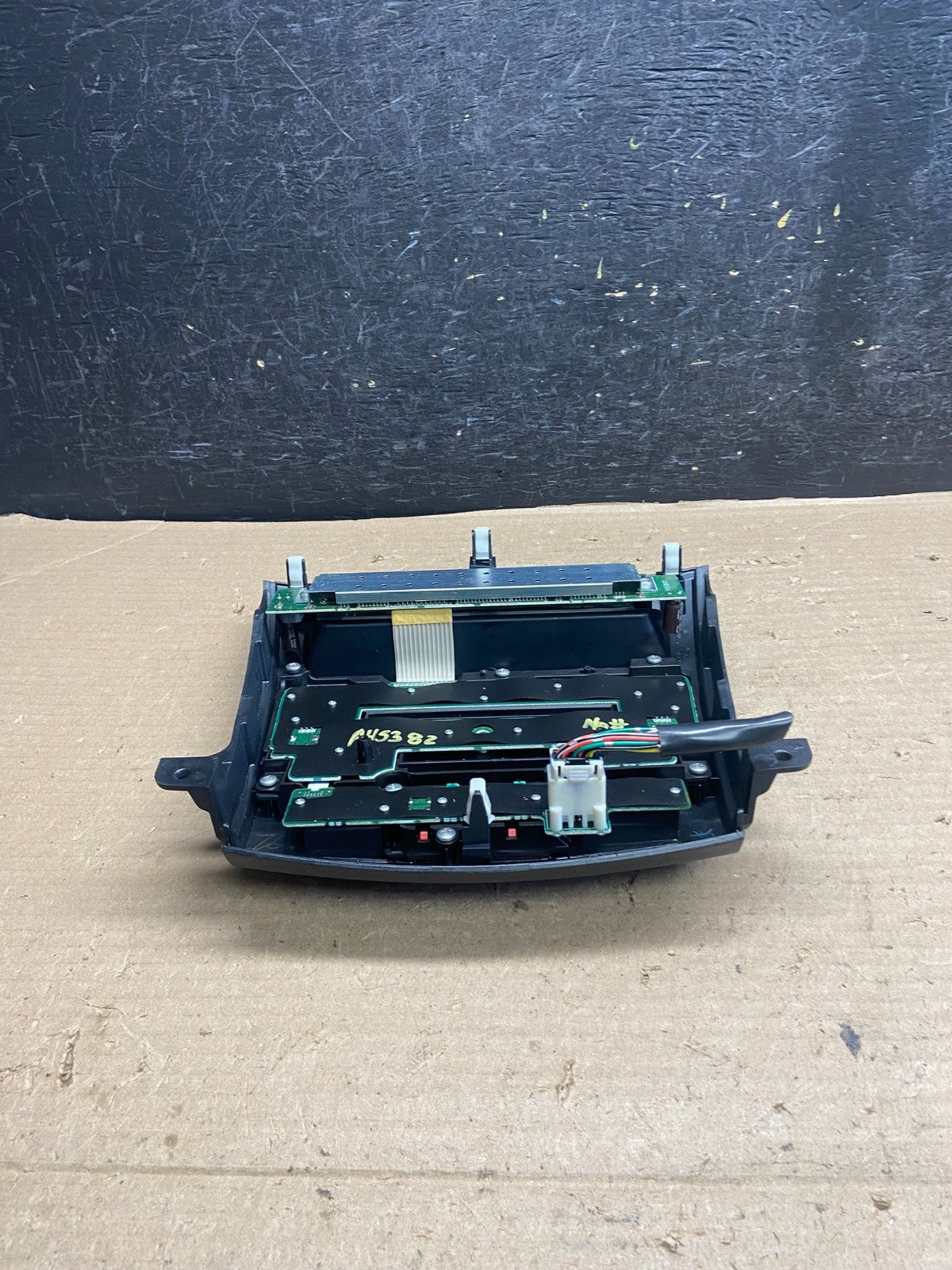 2007 to 2010 Mitsubishi Outlander Am Fm Cd Player Radio Receiver ah5382 DG4