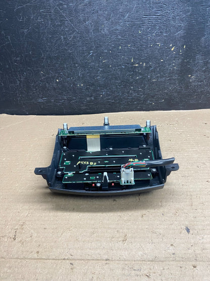 2007 to 2010 Mitsubishi Outlander Am Fm Cd Player Radio Receiver ah5382 DG4