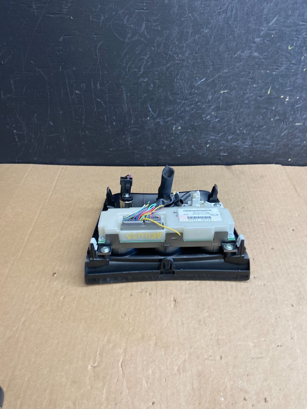 2011 to 2015 Nissan Rogue Heater Temperature AC Climate Control AE4423 DG4