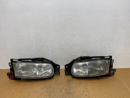 1995 to 1996 Buick Riviera Left+Right Headlights AE16140