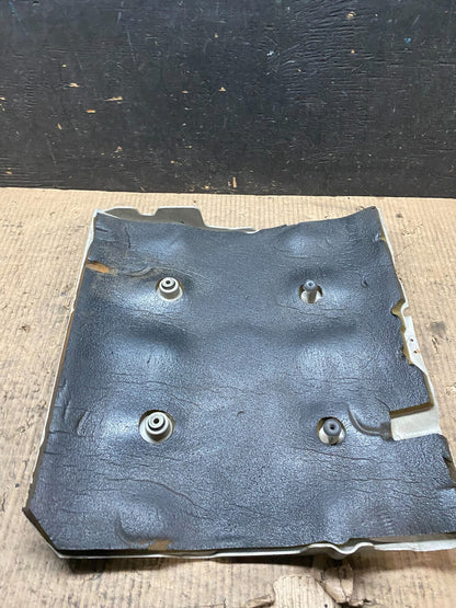 2001 to 2004 Cadillac Deville Seville Northstar Engine Motor Cover N3139 DG6