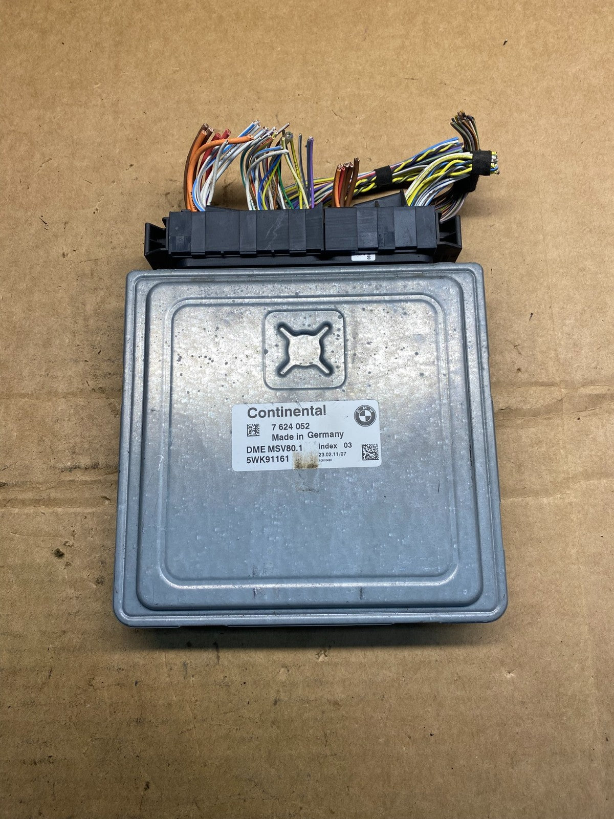 2007 - 2011 BMW 328i 528i E90 ECM ECU Engine Computer 7624052 ad7382 DG0