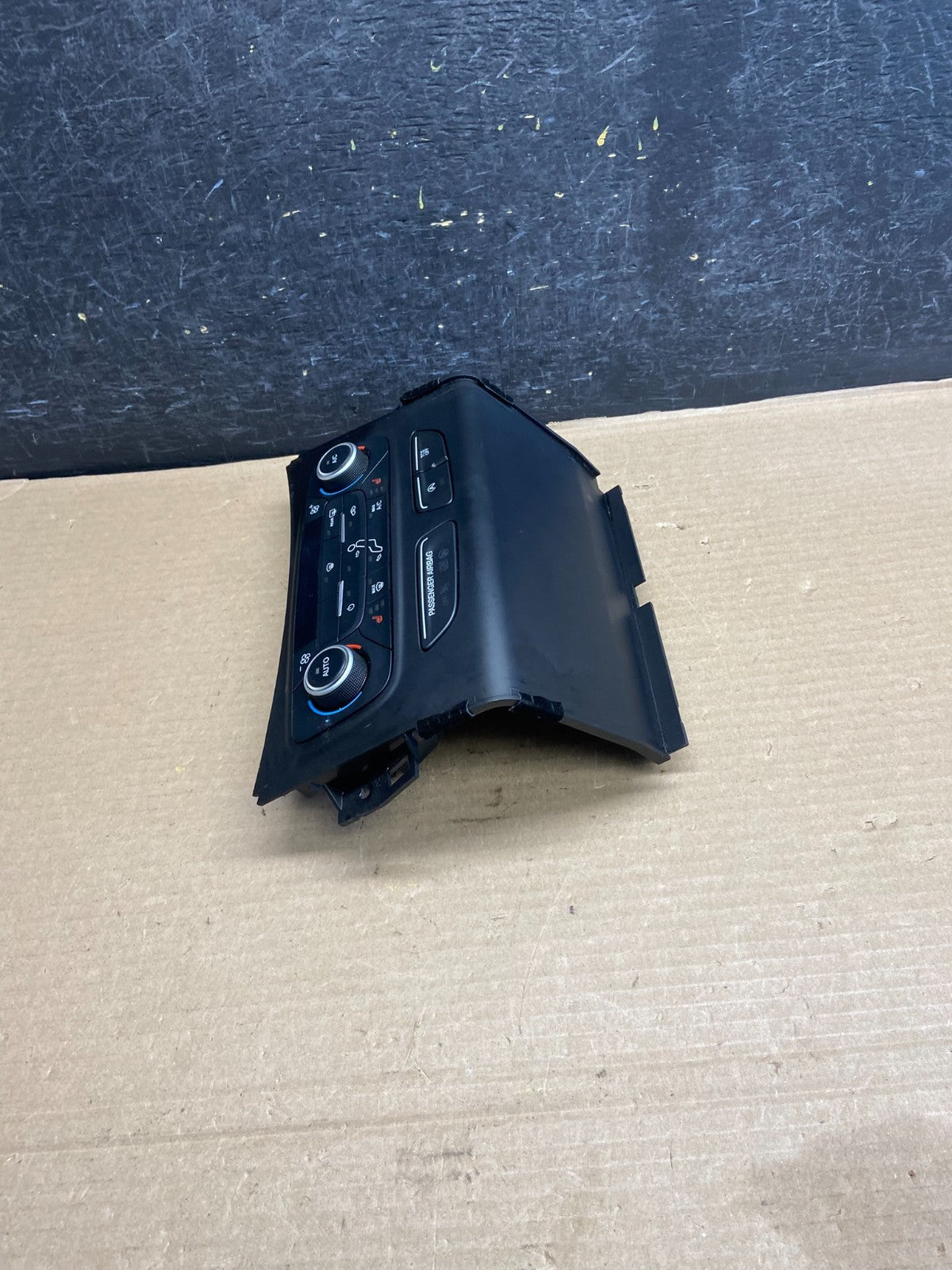 2017 2018 2019 Ford Escape Ac Heater Climate Control Temperature AH1446 DG1