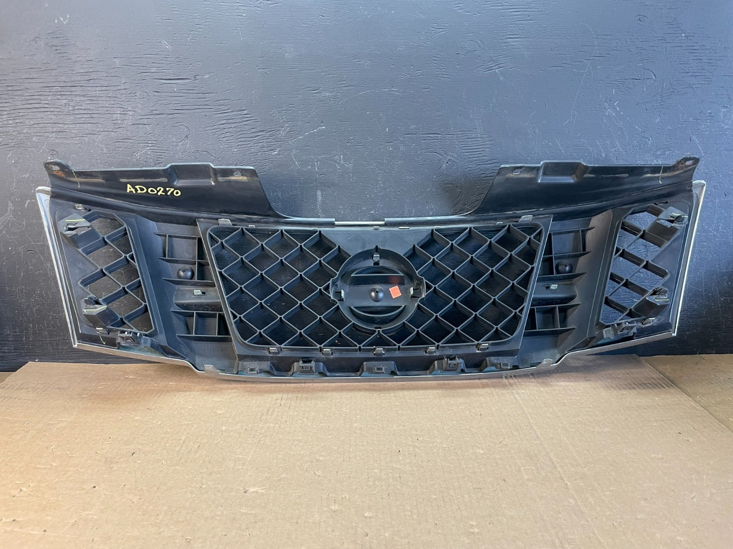 2008 to 2012 Nissan Pathfinder Front Upper Chrome Grill Grille AD0270 DG3