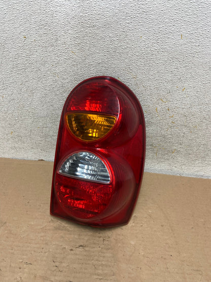 2002 2003 2004 Jeep Liberty Right Passenger Rh Side Tail Light AH9495 LK0