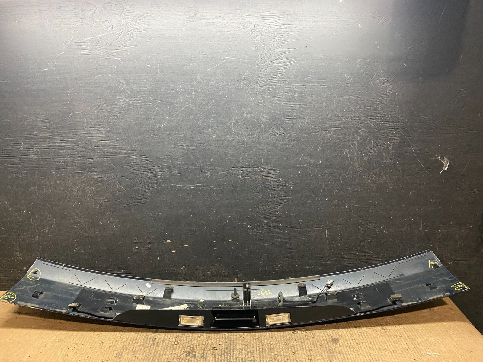 2011-2018 Dodge Grand Caravan Rear Tail Gate Trim Molding Panel N2045 PS9