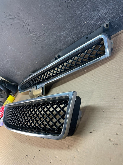 2007 to 2014 Chevrolet Tahoe Suburban Lower Upper Grill Grille Set AE9957 DG1