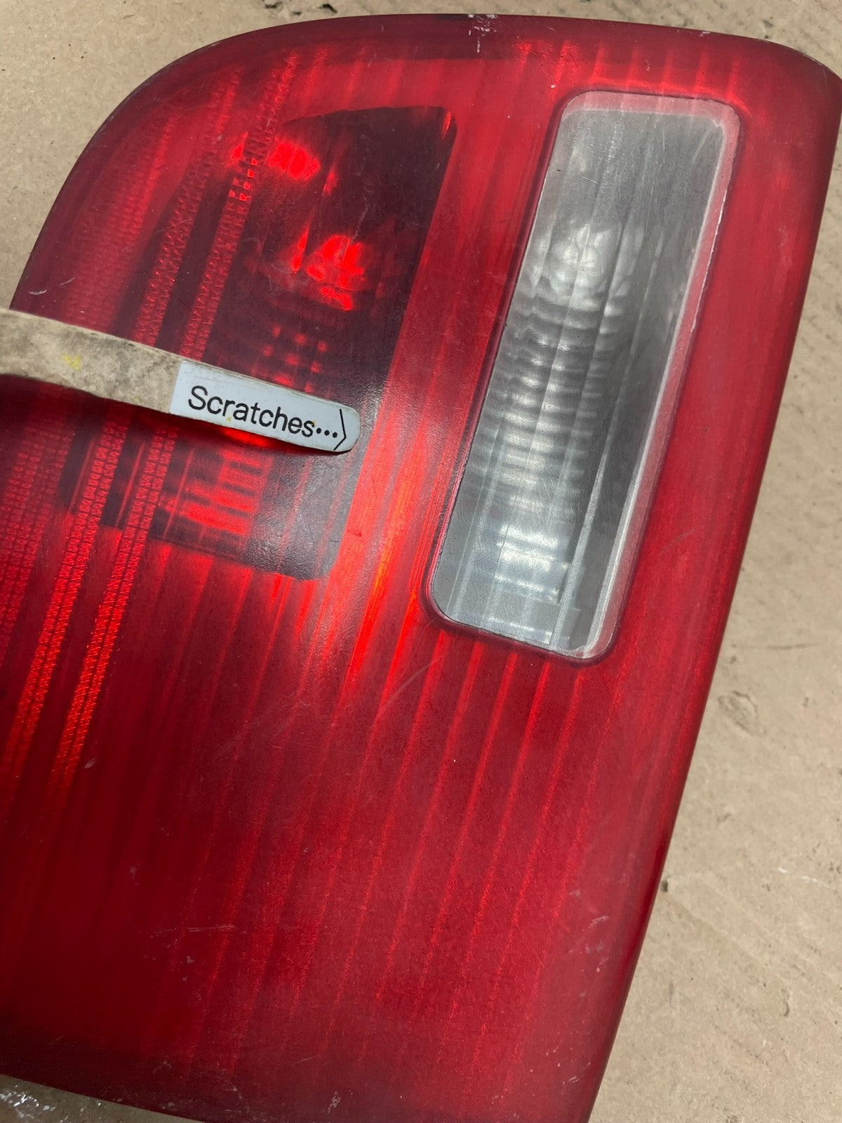 2004-2006 BMW X5 Right Passenger RH Side Inner Tail Light Oem AA9980 LK3