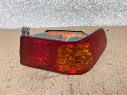 2000 to 2001 Toyota Camry Right Passenger Rh Tail Light AF4273 LK0