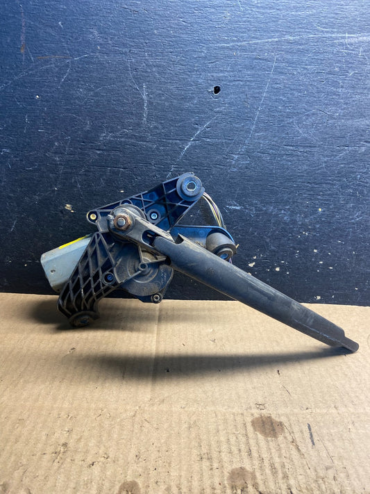 2007 to 2010 Ford Edge Licnoln MKX Rear Windshield Wiper Motor OEM Z9025 DG0