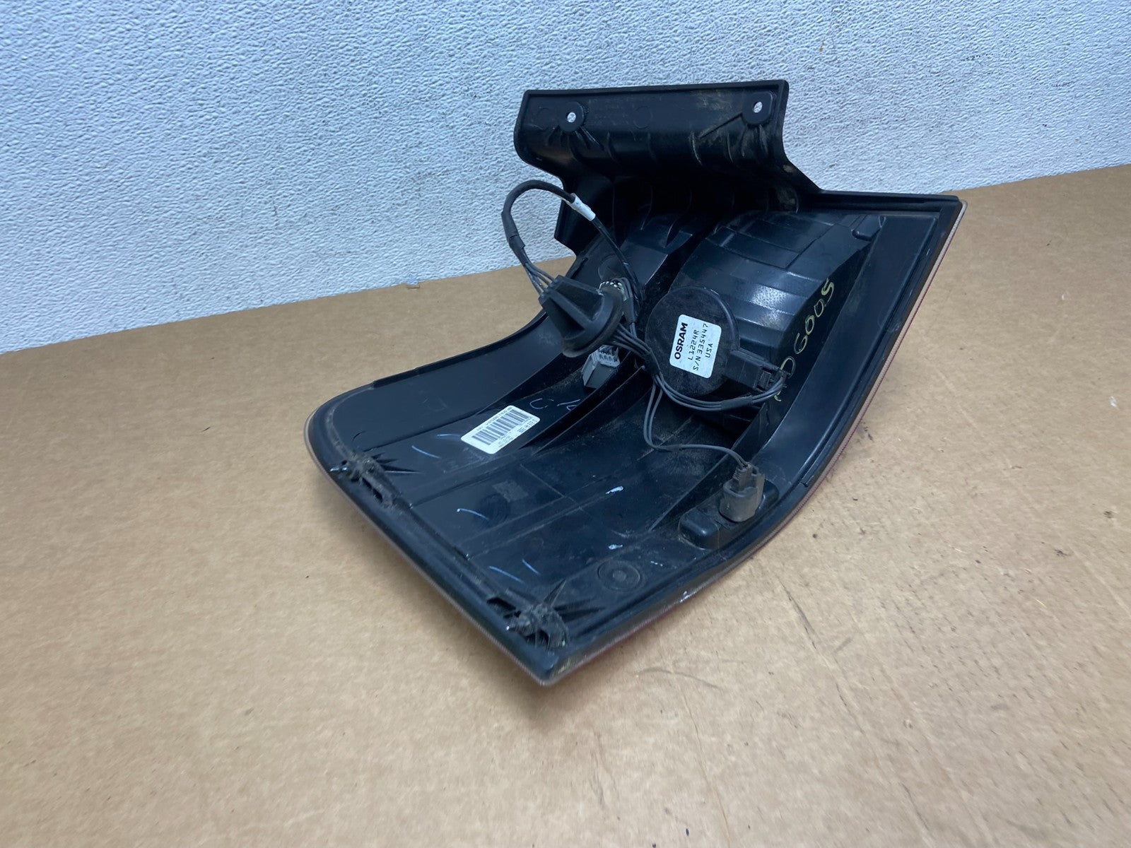 2008-2009 Ford Taurus X Right Passenger RH Side Tail Light AD6005 DG4