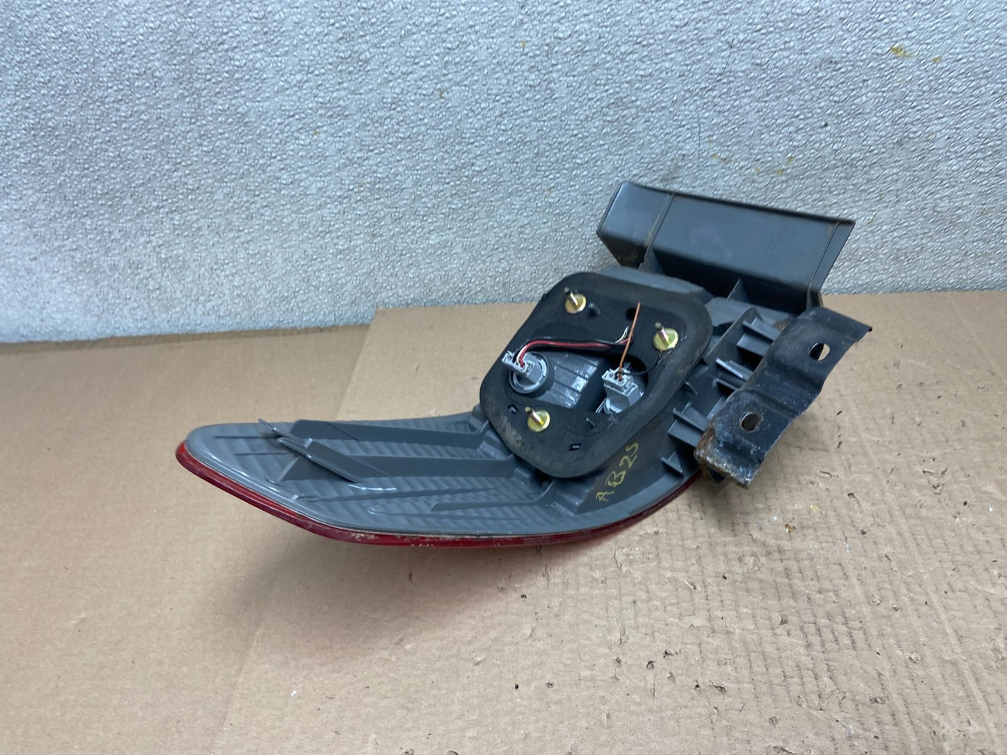 2003 to 2004 Honda Accord Sedan Right Passenger Rh Side Tail light Oem AB2520 DW5