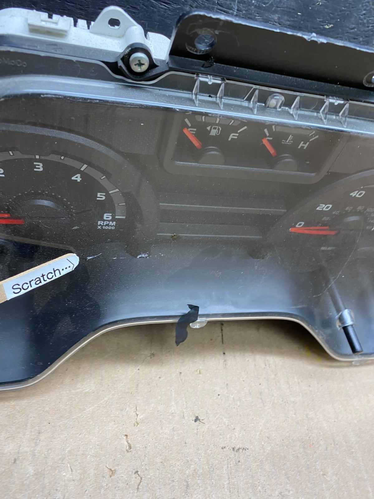 2009 to 2011 Ford E150 E250 E350 VAN Gauge Speedometer Cluster T4495 DG1