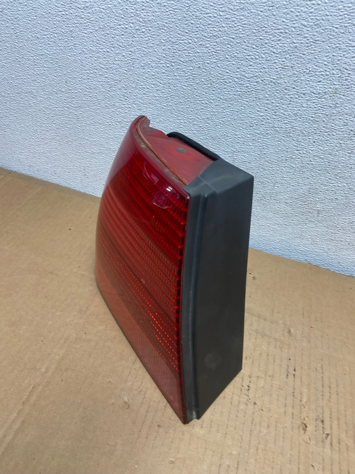 1999 to 2003 Volkswagen Jetta Sedan Left Driver Tail Light AD0767 LK1