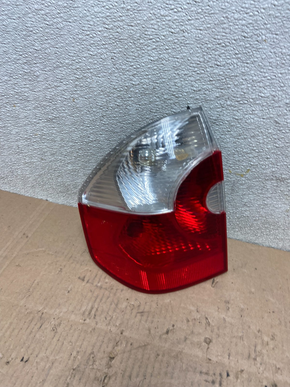 2004 2005 2006 Bmw X3 Left Driver Lh Side Tail Light OEM Y0160 DW0