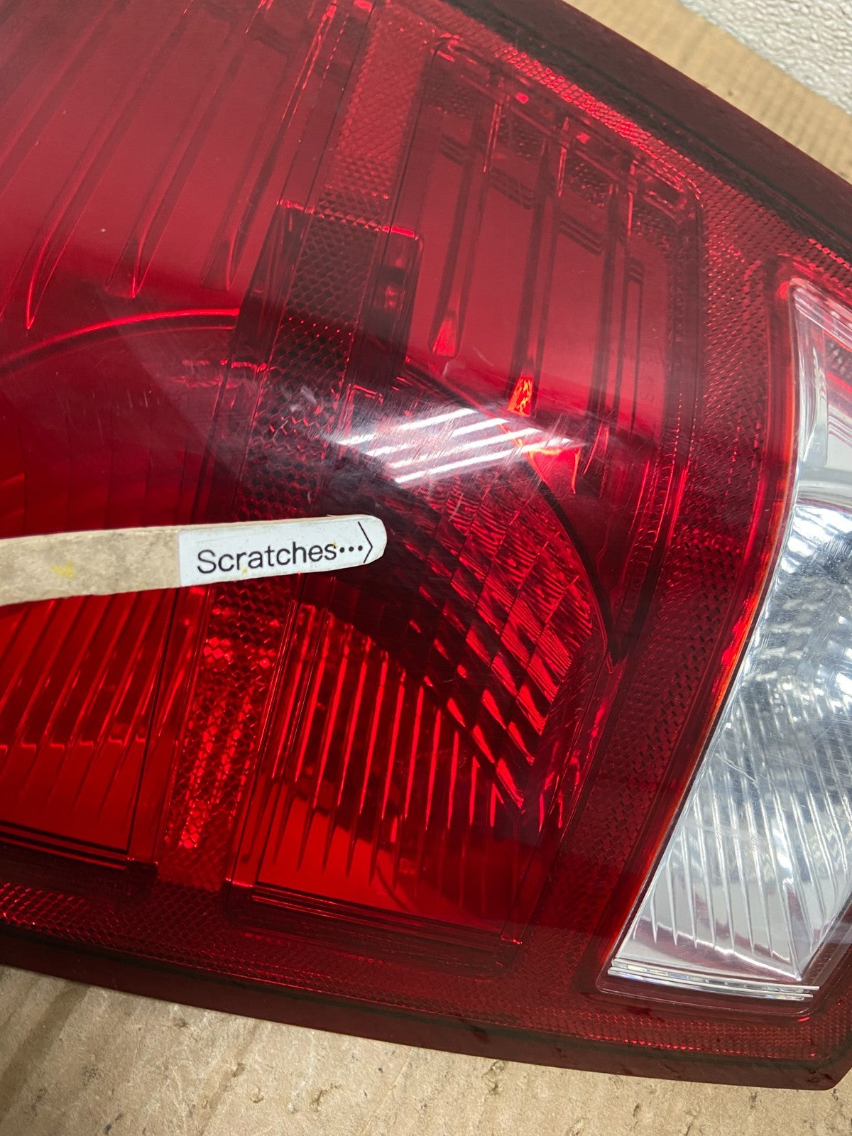 2007 to 2010 Jeep Grand Cherokee Right Passenger Tail Light AA7115 DW3