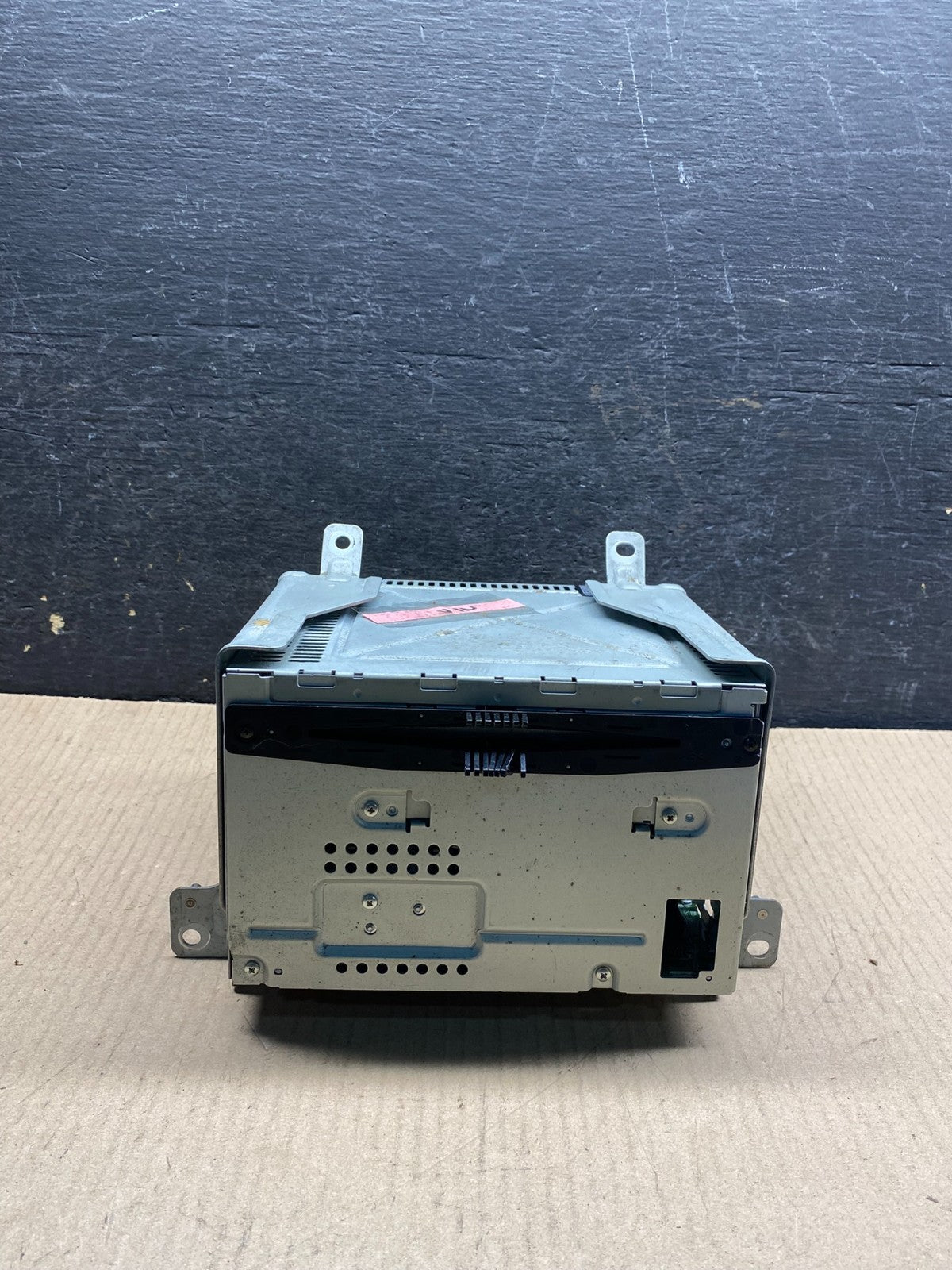 2011 2012 Ford Taurus Radio Stereo CD Player Receiver AM FM Audio AI7135 DG0