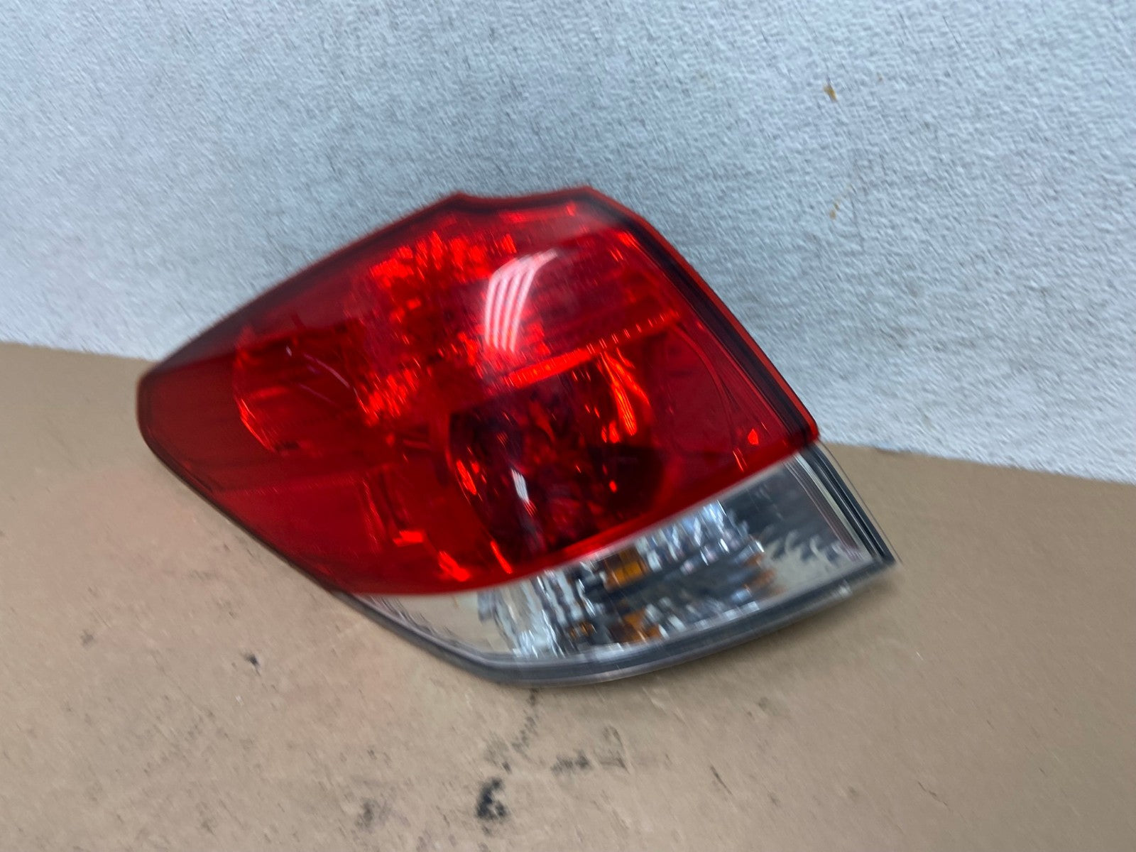 2010-2014 Subaru Outback Wagon Left Driver Lh Side Tail Light AF4624 LK1