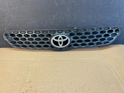 2003 to 2004 Toyota Matrix Front Upper Grill Grille ac5458 DG0