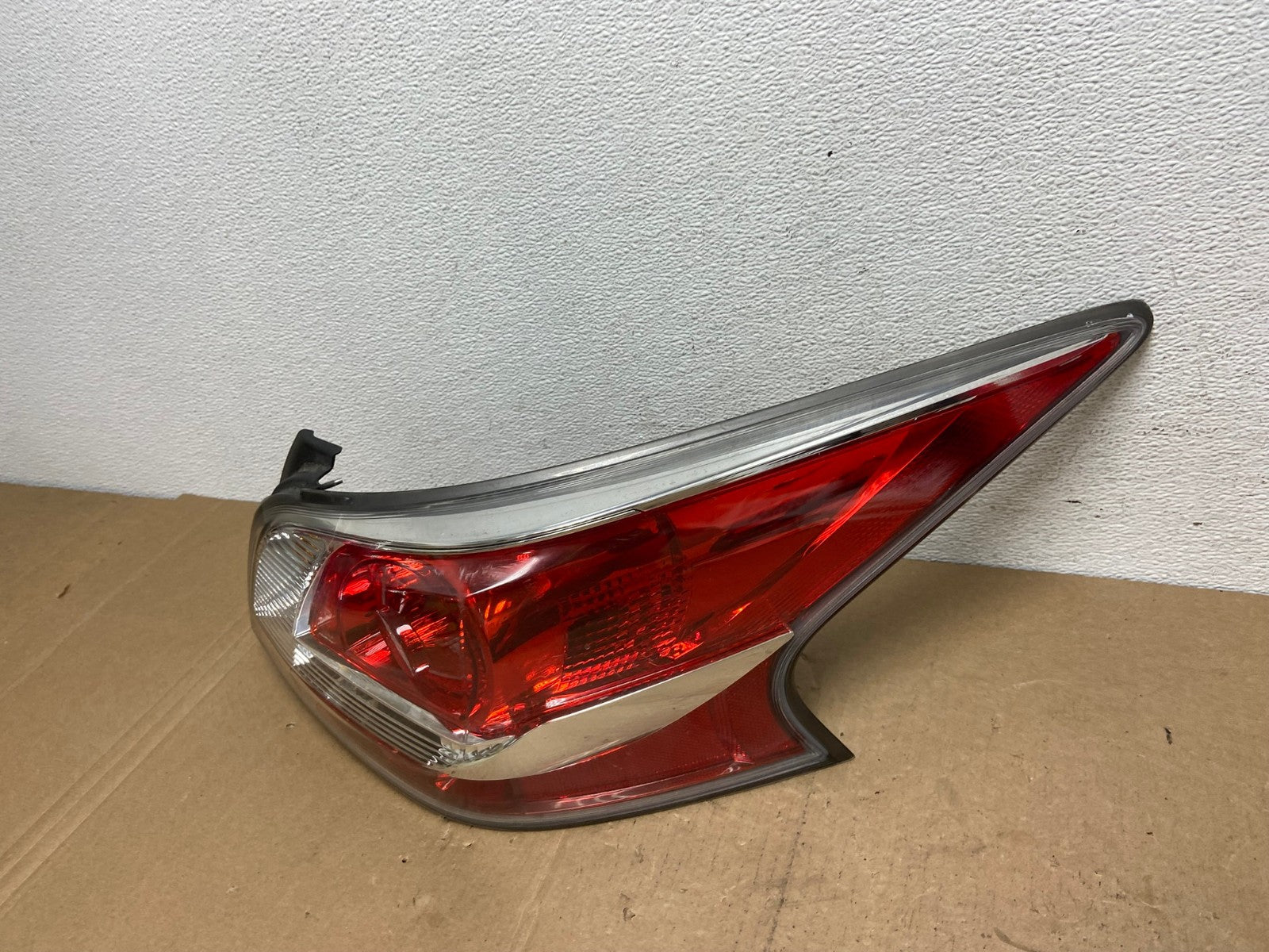 2013 2014 2015 Nissan Altima Right Passenger RH Side Tail Light AC5720 LK1