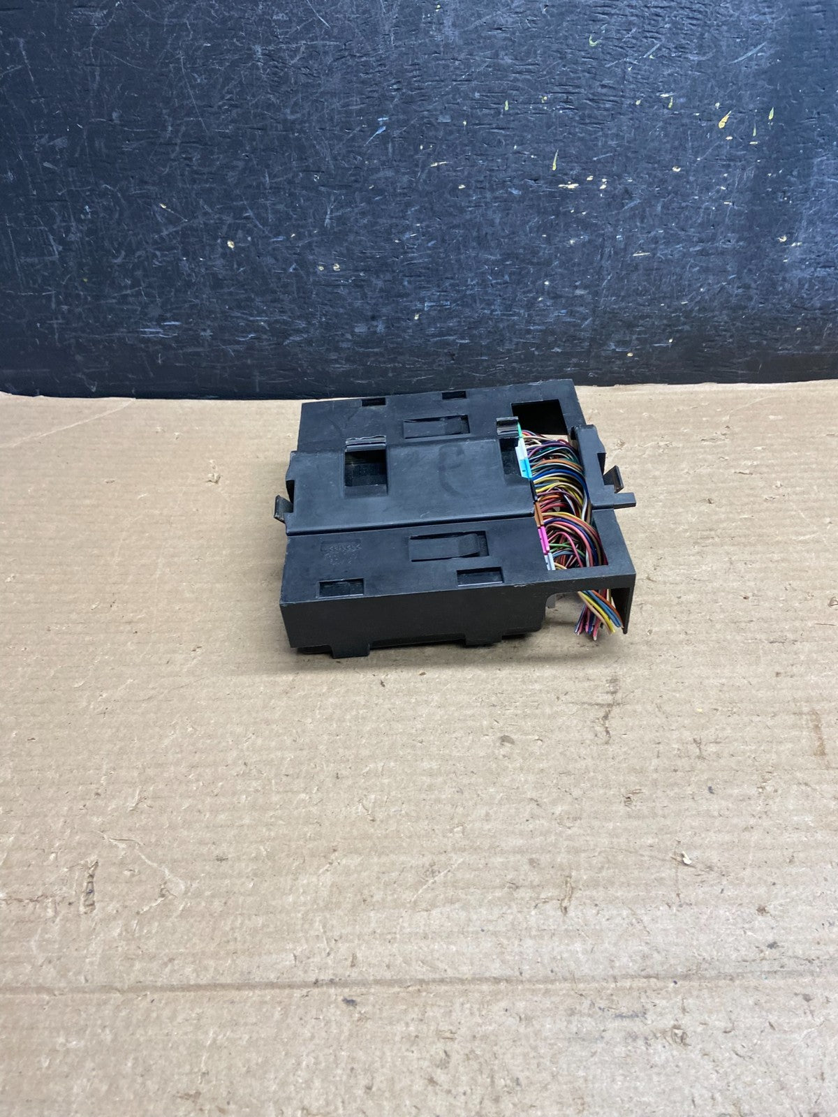 2013 - 2016 Chevrolet Impala Body Control BCM Module ah3944 DG2