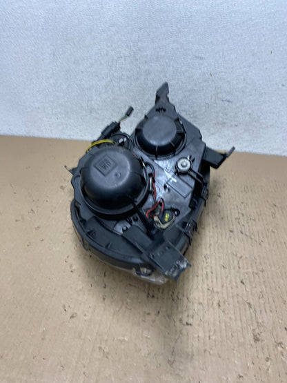 2016-2018 Chevrolet Equinox Right Passenger RH Halogen Headlight AF7193 DW6