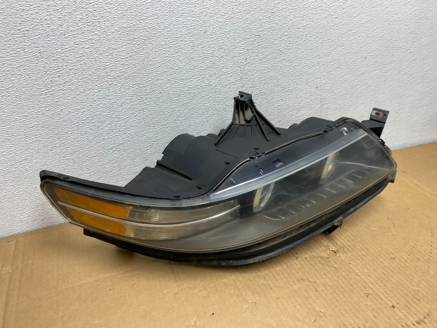 2007 to 2008 Acura TL Type-S Headlight Right Passenger Xenon Hid AD0799 DW2
