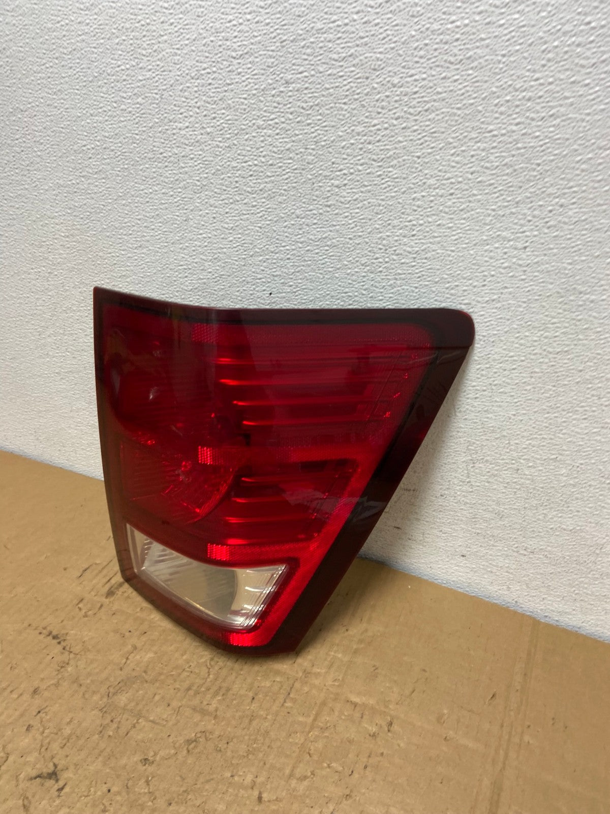 2007 to 2010 Jeep Grand Cherokee Right Passenger Tail Light AC8226 LK1