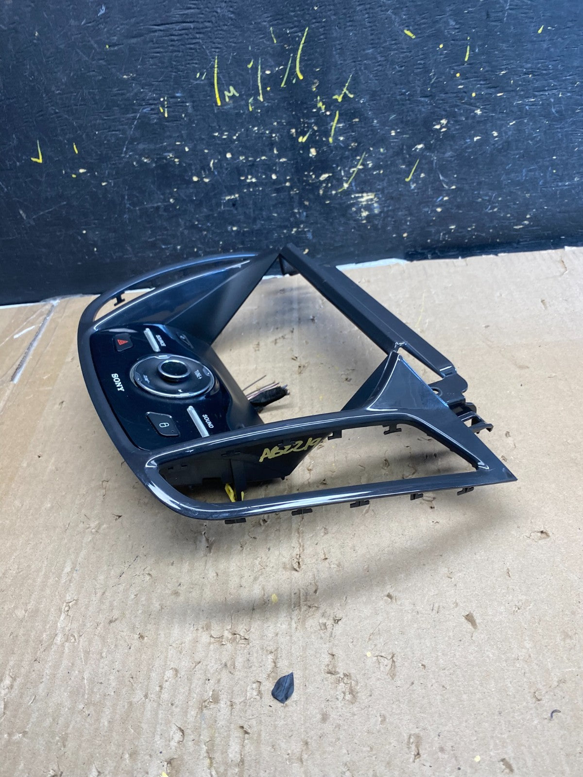 2013 2014 2015 2016 Ford Escape Dash Radio Control Panel Bezel ab2219 DG2