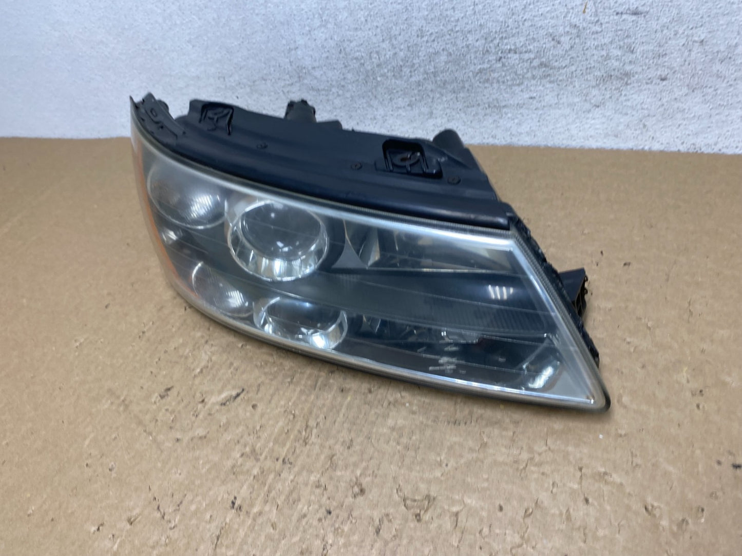 2006-2008 Hyundai Sonata Right Passenger Rh Side Headlight Halogen AF8092 DW1