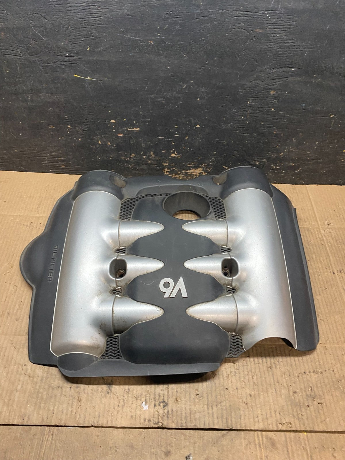 2006 to 2008 Kia Sedona V6 3.8L Engine Motor Cover T9487 DG0