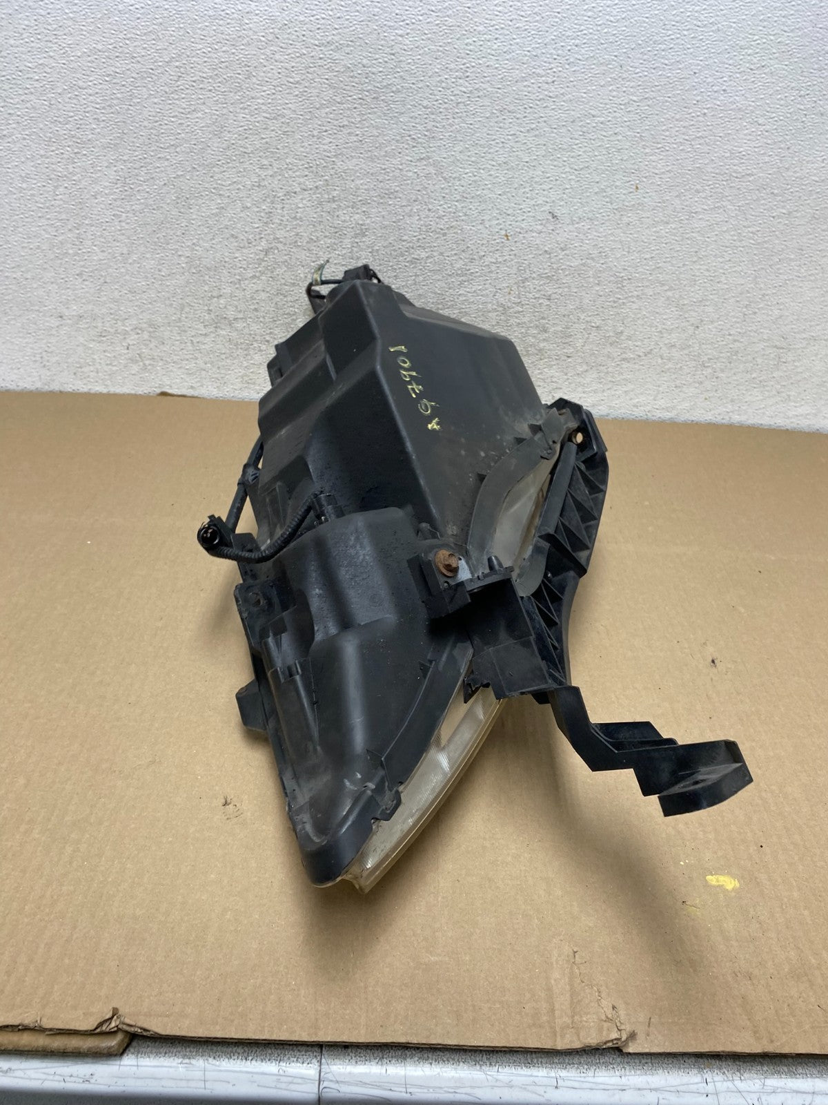 2007 to 2011 Honda CR-V Crv Right Passenger Side Headlight Halogen AG7901 DW9