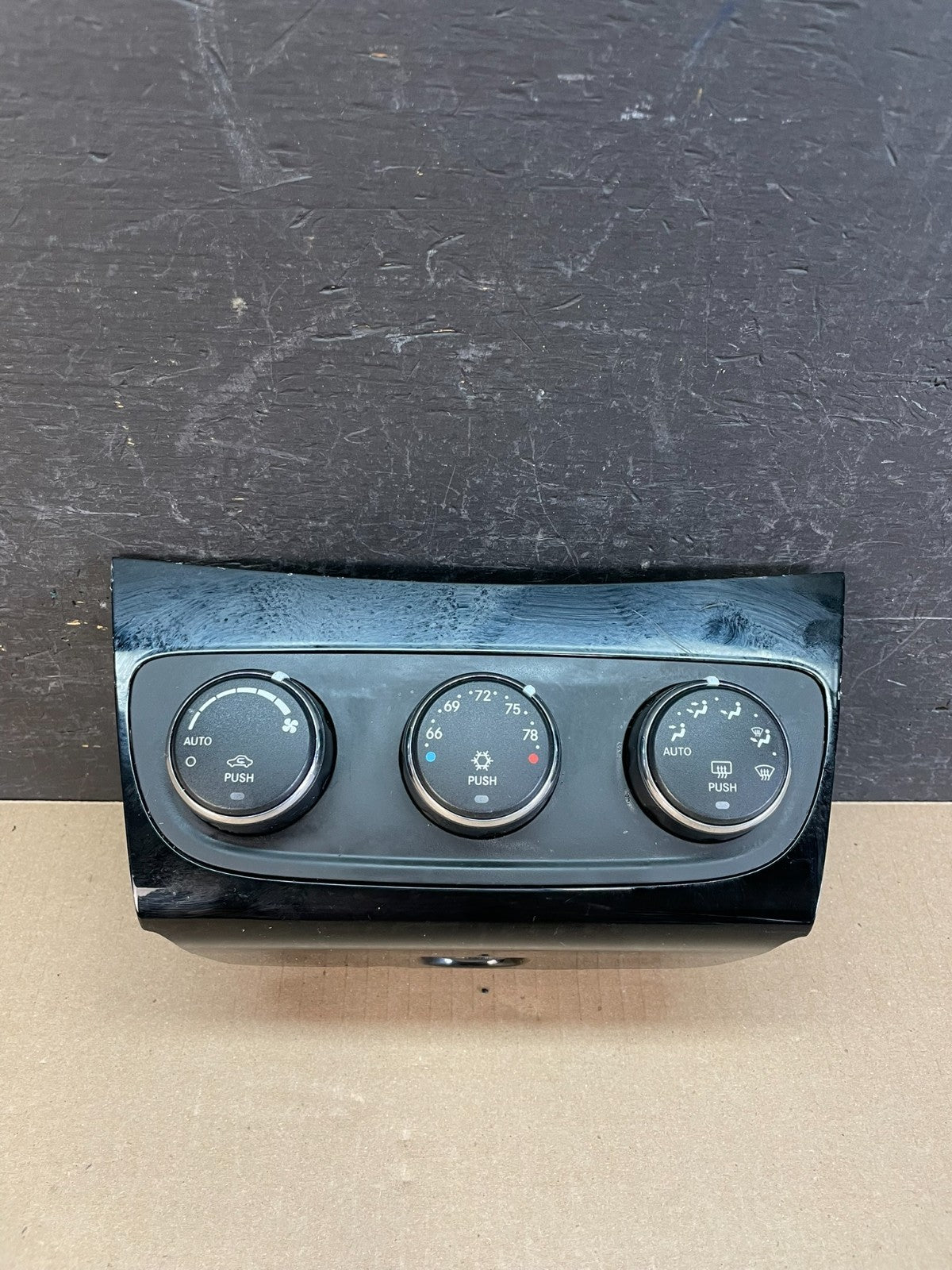 2011-2014 Chrysler 200 Heater AC Climate Switch Temperature Control AE3413 DG0