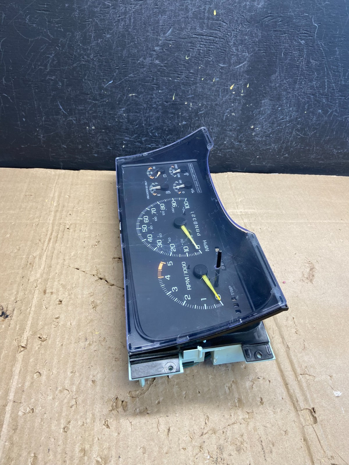 1995-1999 Silverado/Sierra/Yukon/Tahoe Speedometer Instrument Cluster AE1898 DG1