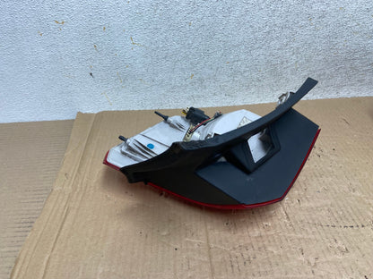 2010 to 2017 GMC Terrain Halogen Tail Light Left Driver Lh Side AI1250 LK4