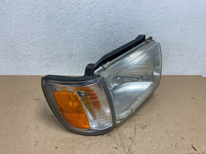 1996 to 2002 Toyota 4Runner Halogen Right Headlight AE6155 DW2