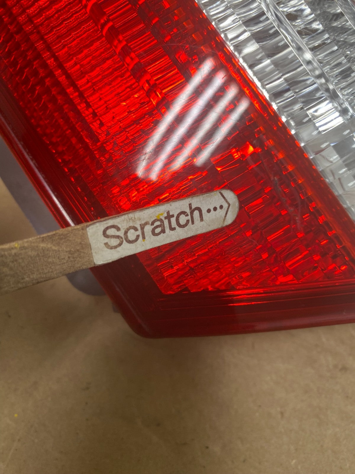 2011 2012 2013 Infiniti M37 M56 Right Passenger RH Inner Tail Light P4980 DW4