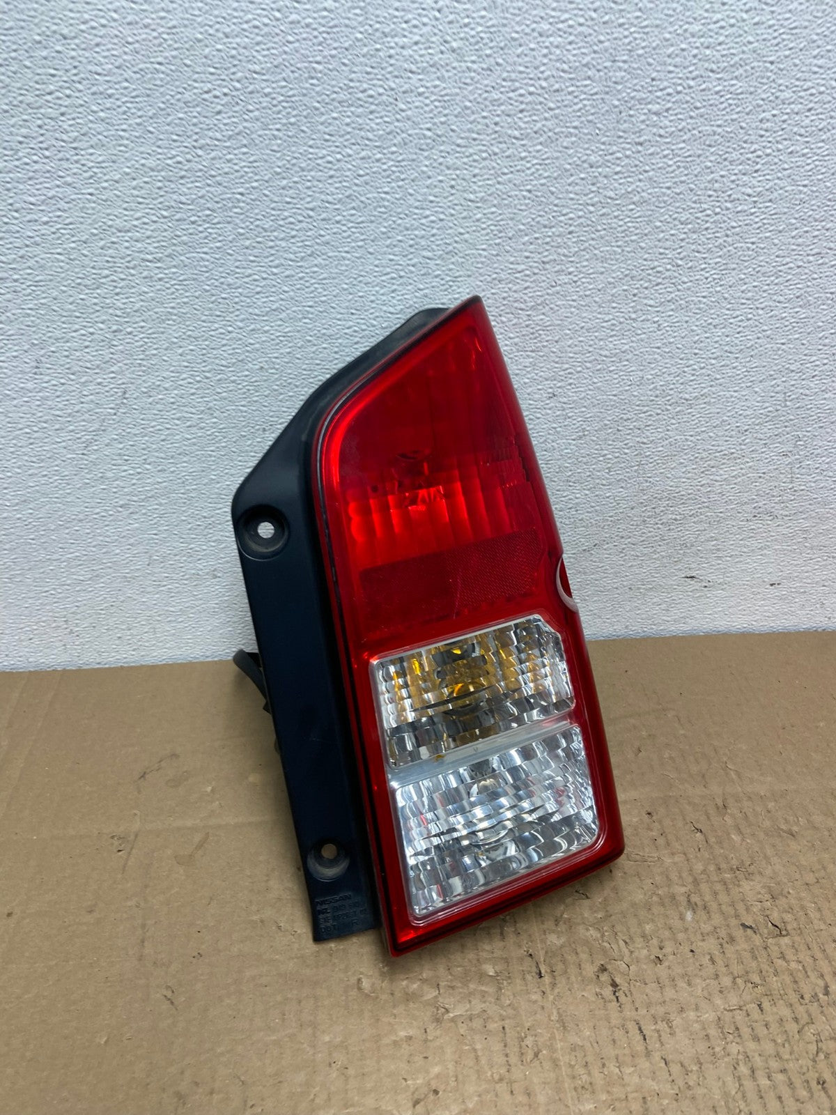 2005 to 2012 Nissan Pathfinder Right Passenger RH Side Tail Light Oem AC3929 LK2