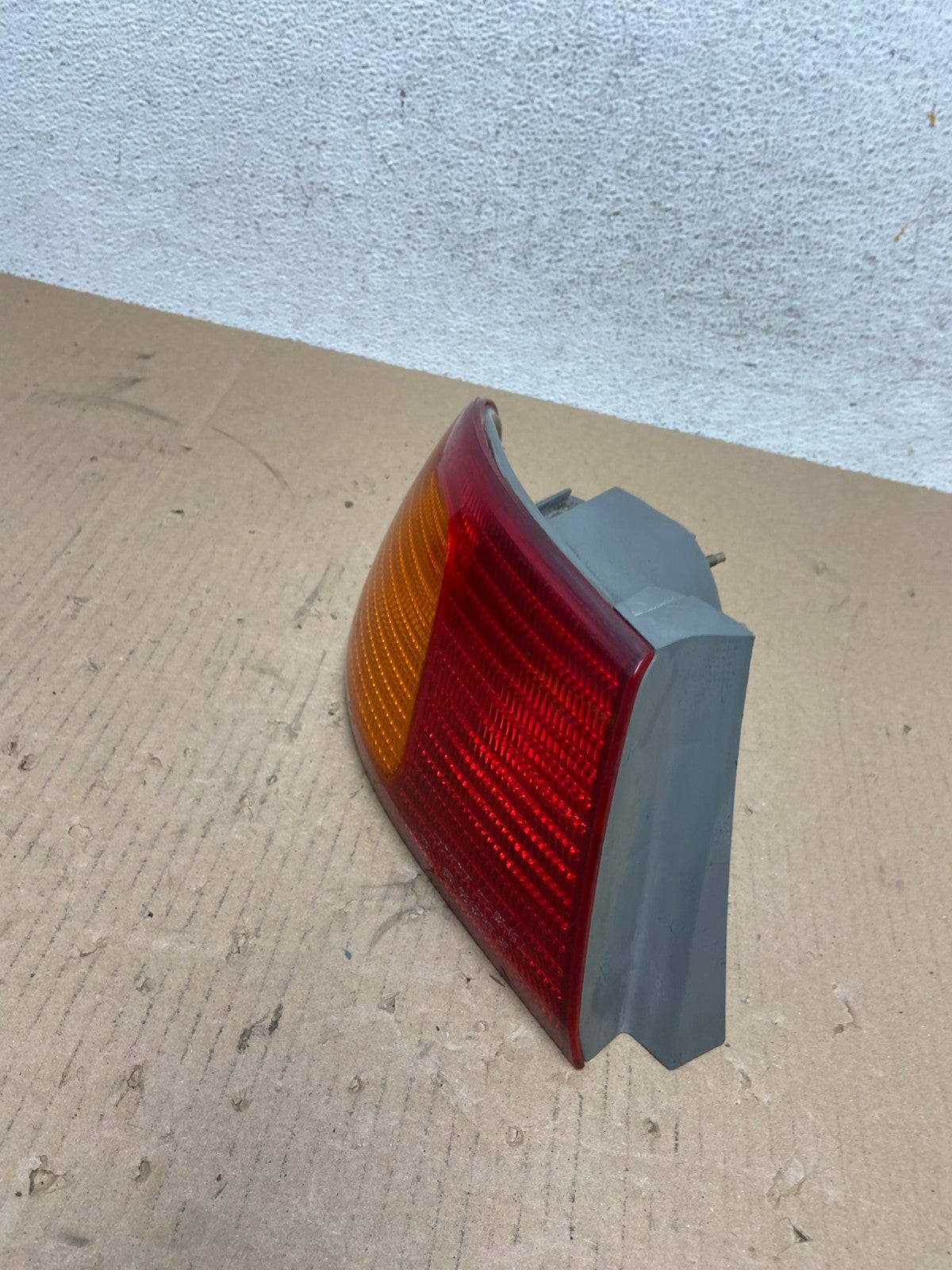 1998 1999 2000 Toyota Corolla Left Driver Lh Side Tail light AE7299 LK1