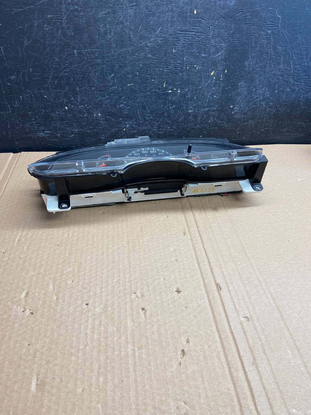 2001-2002 Ford Econoline E250 E350 Van Speedometer Instrument Cluster AF6135 DG4