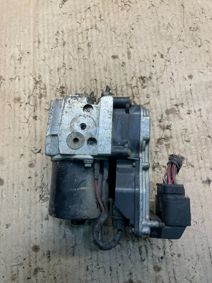 2001 Dodge Dakota ABS Anti Lock Brake Pump X0986 DG3