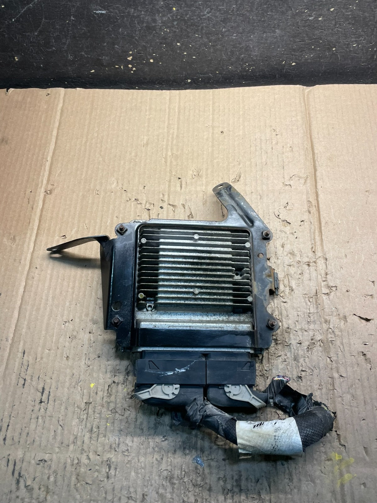 2010 Dodge Journey 3.5L ECU ECM Engine Computer Module x4168 DG2