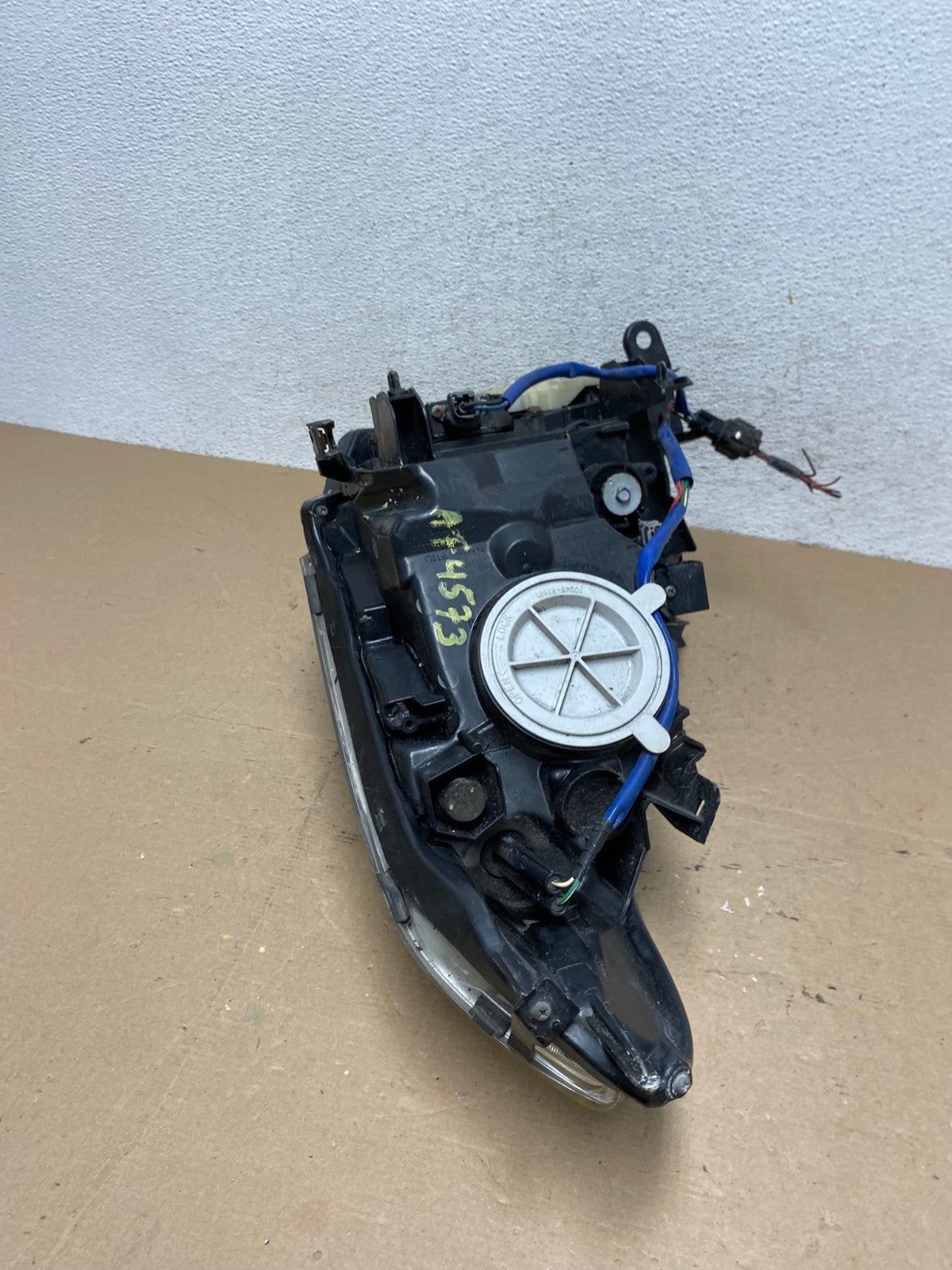 2010-2012 Infiniti G37 Right Passenger Side Xenon HID Headlight AF4573 LK10