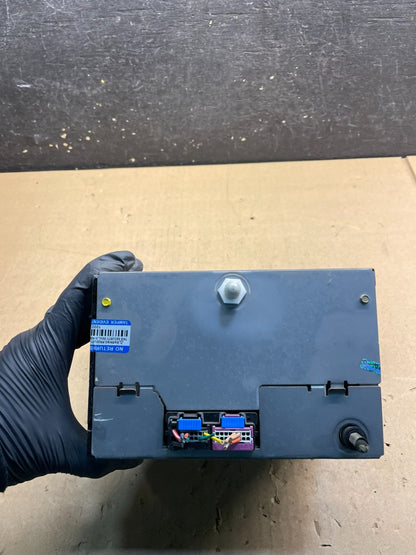 2007 to 2008 GMC Savana Audio Equipment Radio W4360 PS2