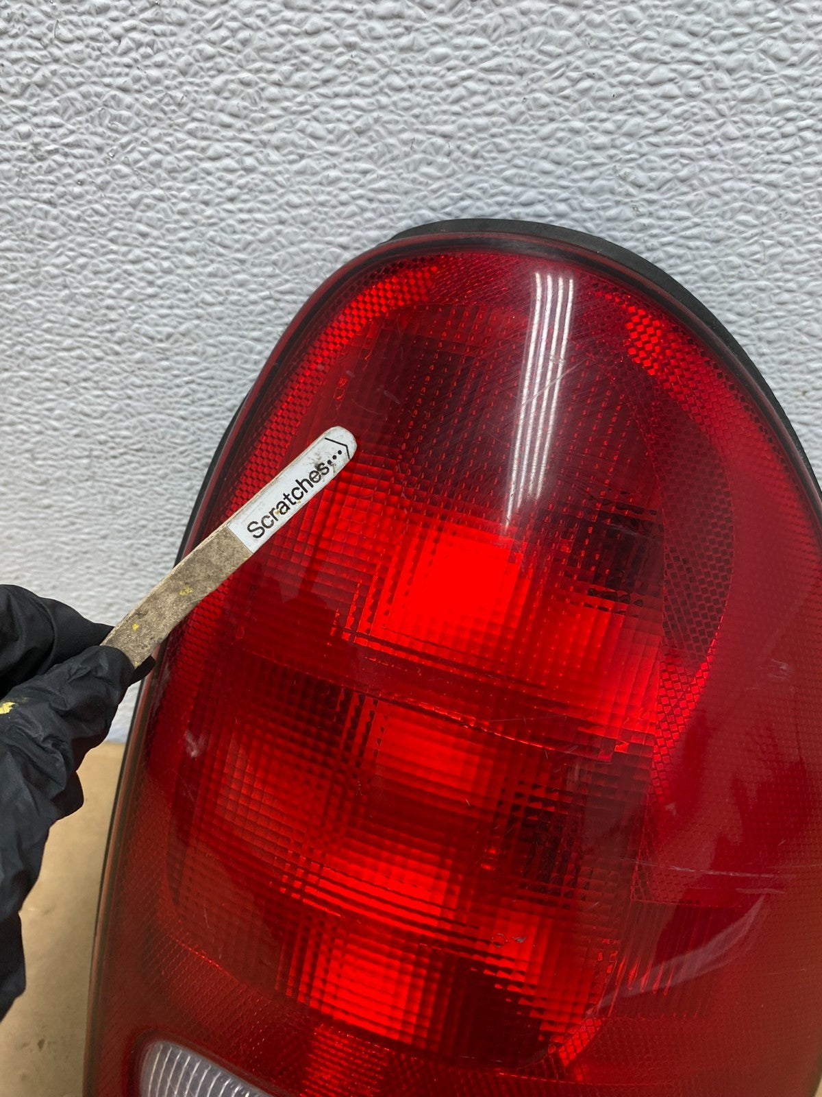 1998 to 2003 Dodge Durango Tail Light Right Passenger RH Side AD1018 LK4