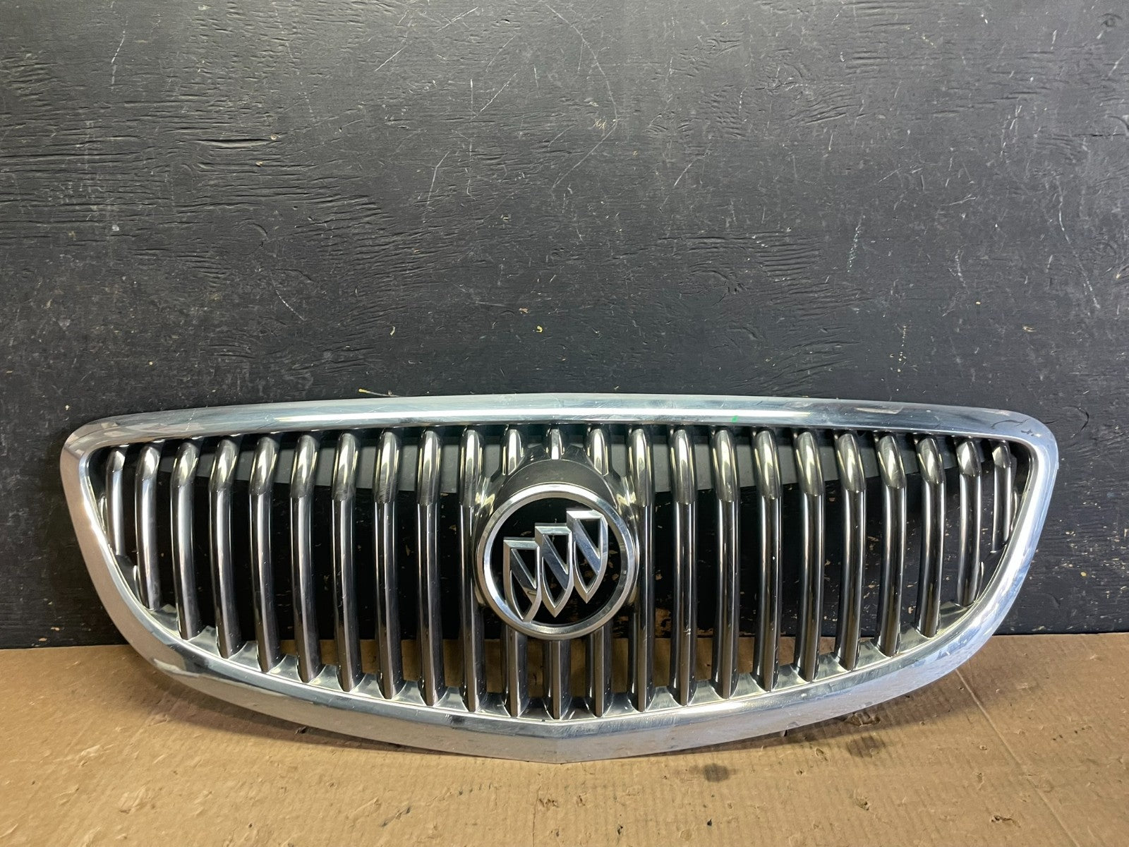 2008 to 2012 Buick Enclave Front Upper Grill Grille Oem y9797 DG0
