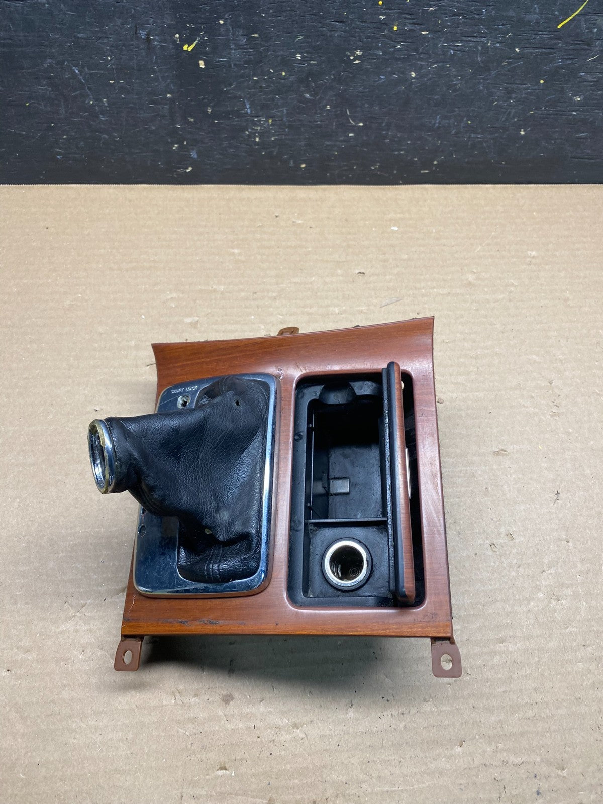 2006 to 2010 Infiniti M35 Center Console Gear Shifter Floor Bezel OEM S2688 DG3