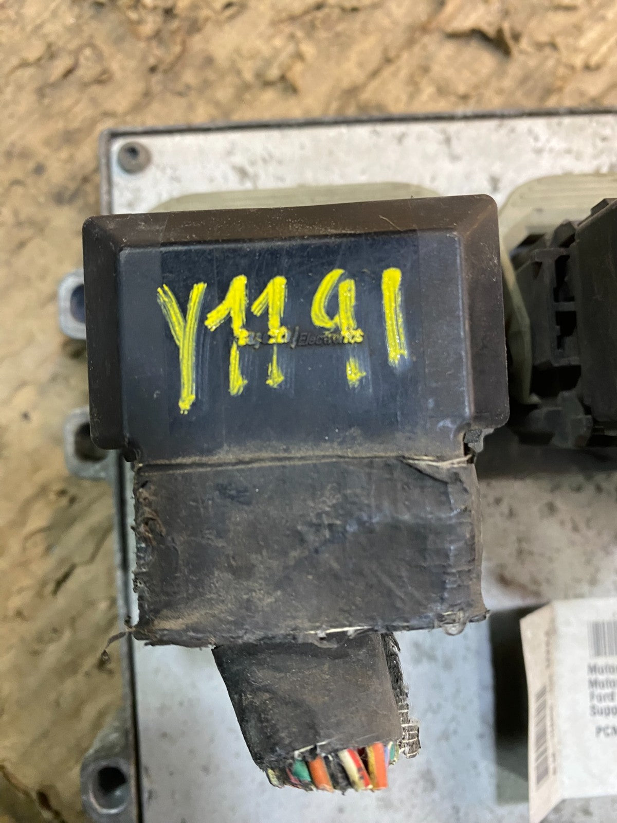 2011 2013 Ford F-150 F150 3.7L Engine Control Unit ECU Computer Module y4620 DG6