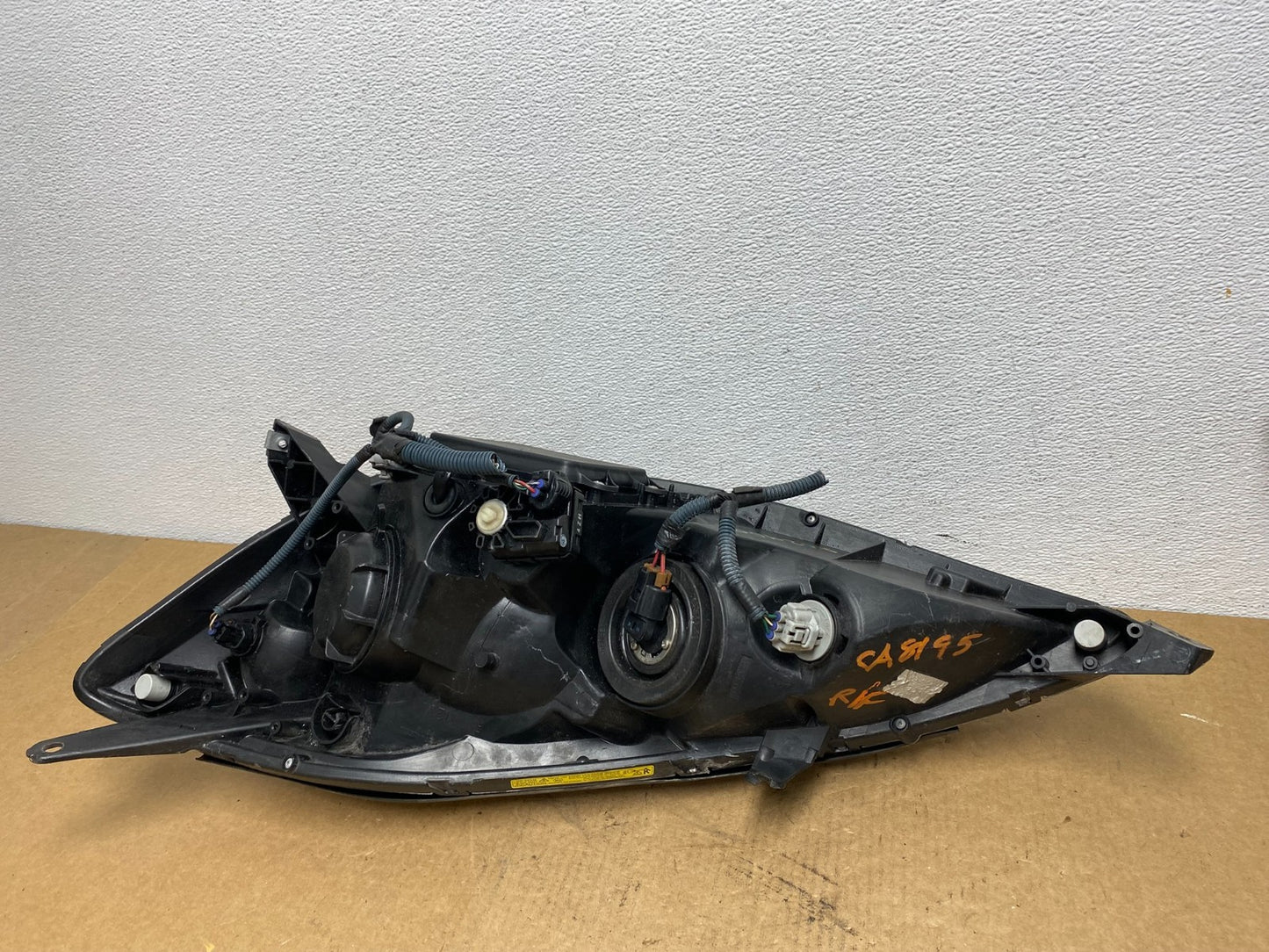 2006 to 2010 Toyota Sienna Right Passenger Rh Side Headlight XENON AC2960 DW6